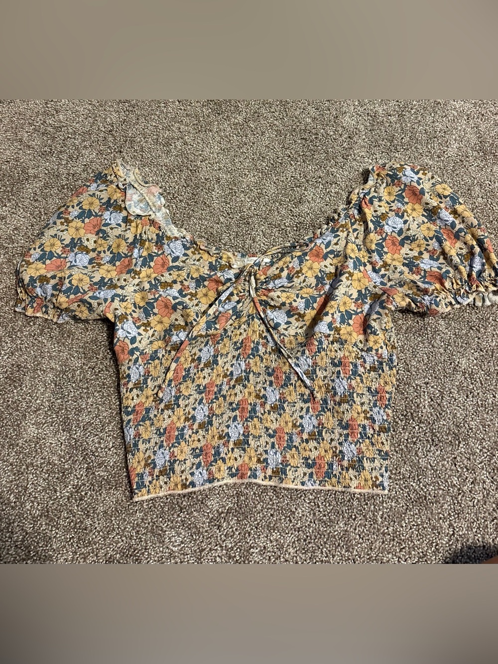 Floral top with tie detail